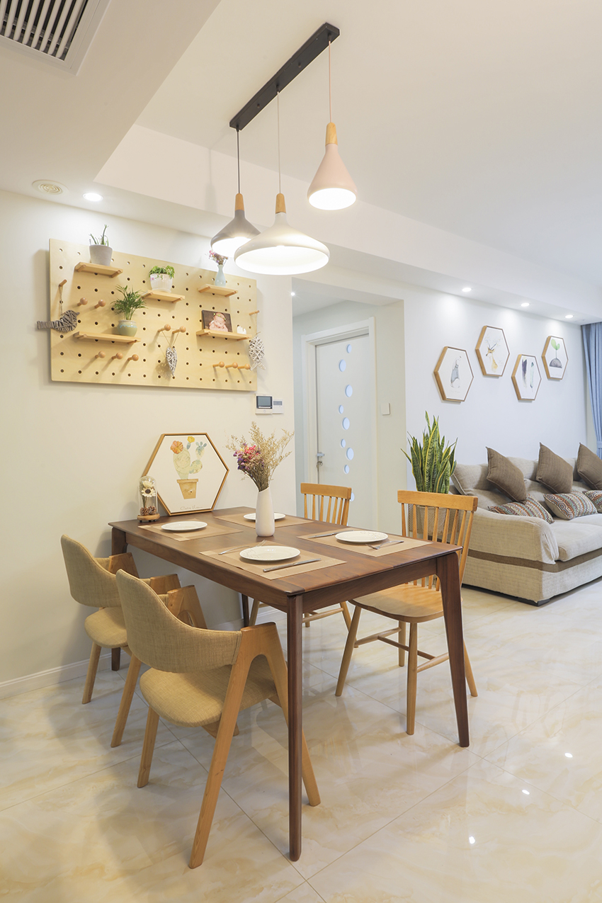 TC7B369.jpg TC7B369.jpg