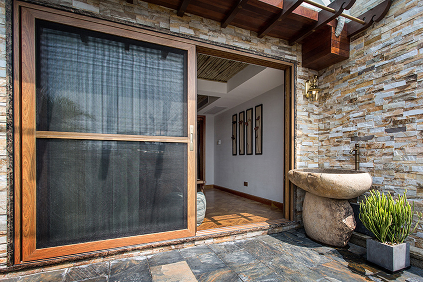 陽臺(tái).jpg 陽臺(tái).jpg