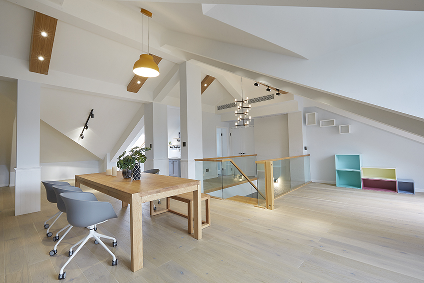 TC7B5814.jpg TC7B5814.jpg