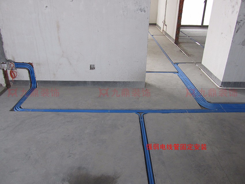 強(qiáng)弱電線管固定安裝.jpg 強(qiáng)弱電線管固定安裝.jpg