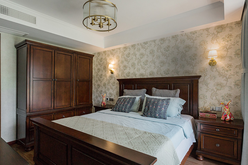 臥室.jpg 臥室.jpg