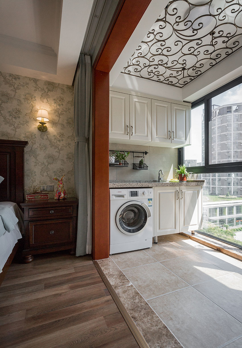 陽臺.jpg 陽臺.jpg