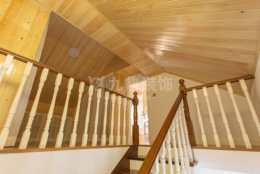 樓梯裝修效果圖.jpg 樓梯裝修效果圖.jpg