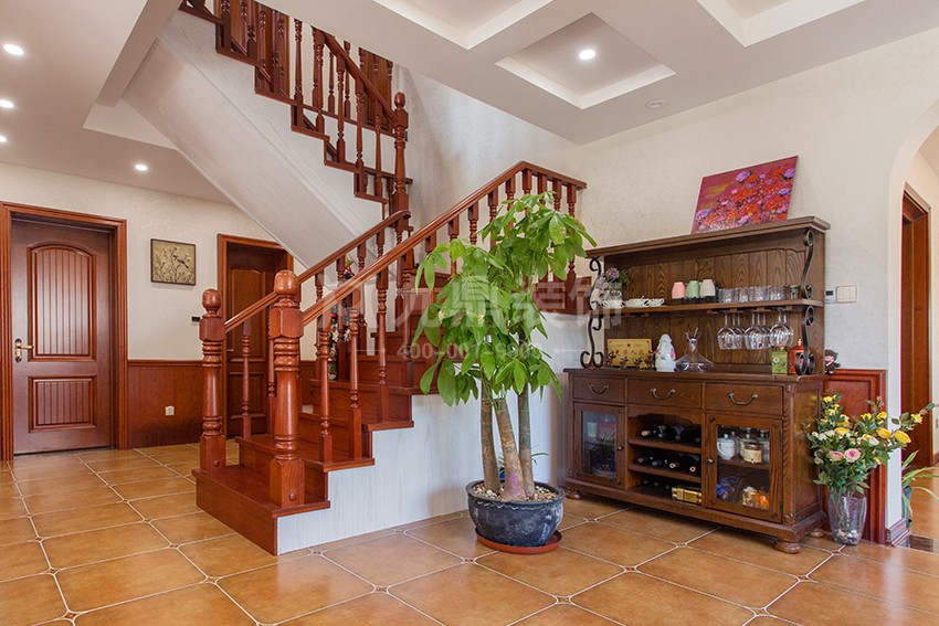 別墅樓梯裝修效果圖.jpg 別墅樓梯裝修效果圖.jpg