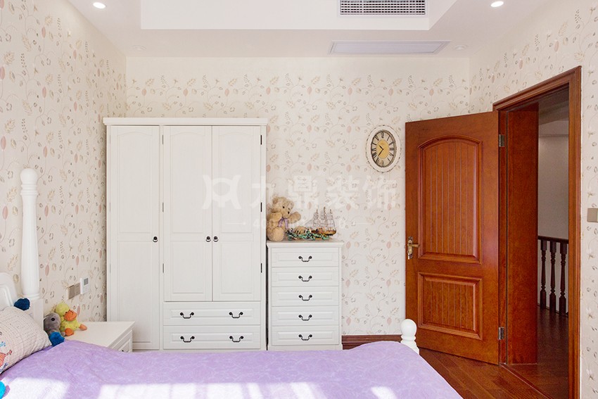 別墅臥室裝修效果圖.jpg 別墅臥室裝修效果圖.jpg