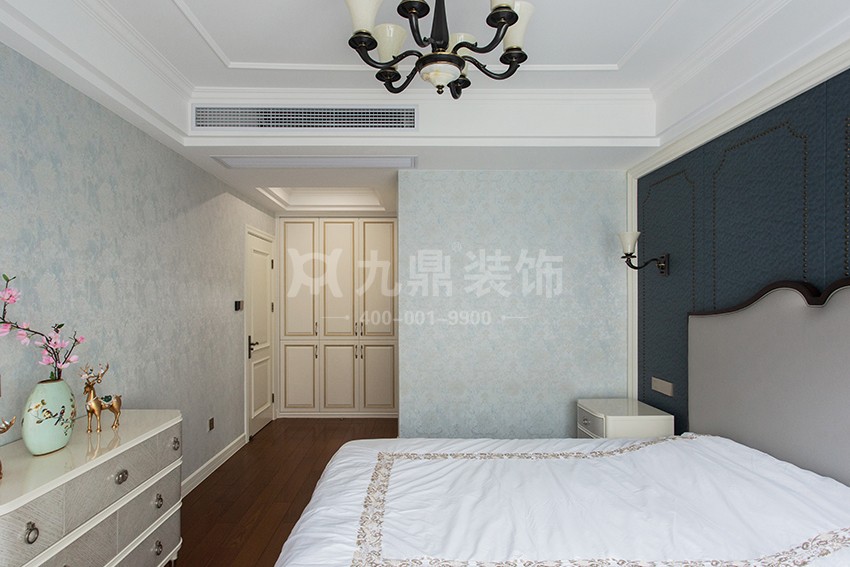 主臥裝修效果圖.jpg 主臥裝修效果圖.jpg