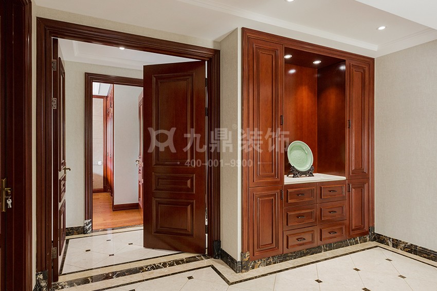 衣帽間裝修效果圖.jpg 衣帽間裝修效果圖.jpg