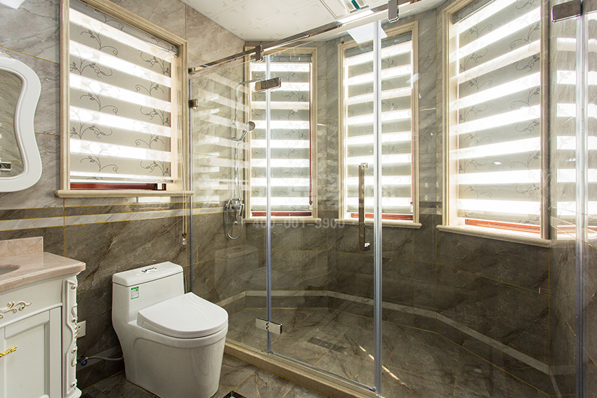 衛生間裝修效果圖.jpg 衛生間裝修效果圖.jpg