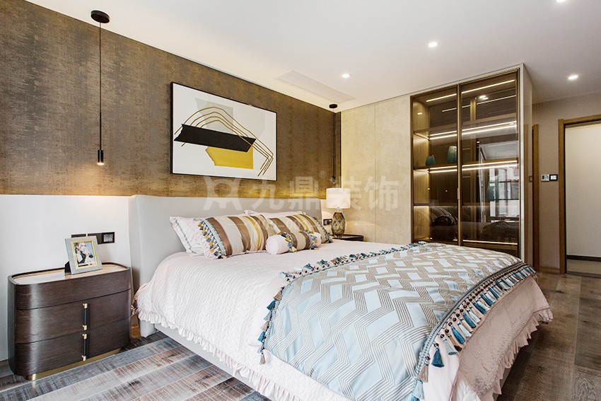 臥室裝修圖