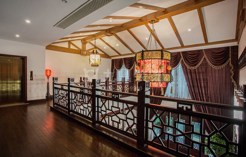 二層過道裝修效果圖