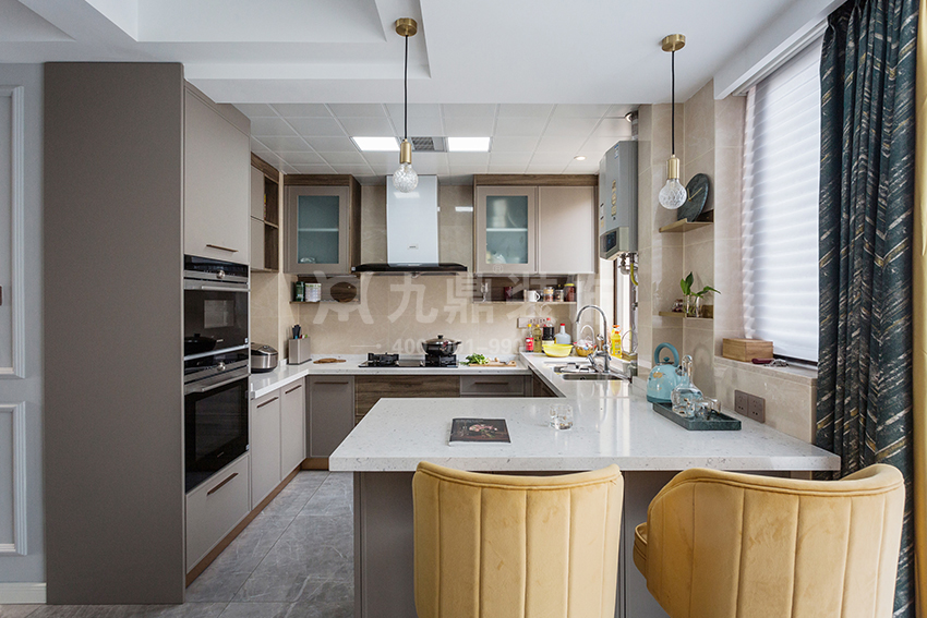 后現(xiàn)代輕奢風格 后現(xiàn)代輕奢風格