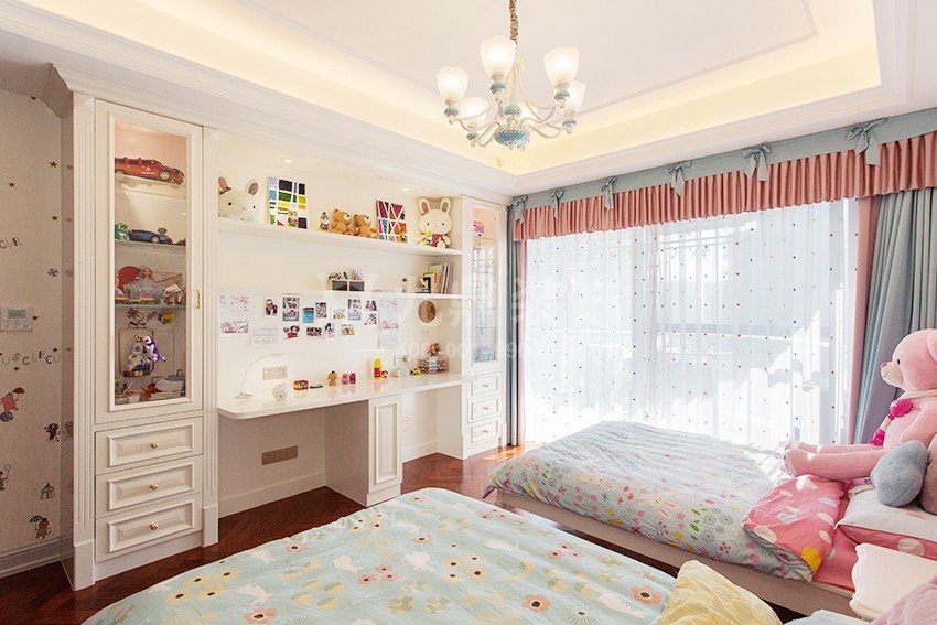 兒童房裝修實(shí)景圖 兒童房裝修實(shí)景圖