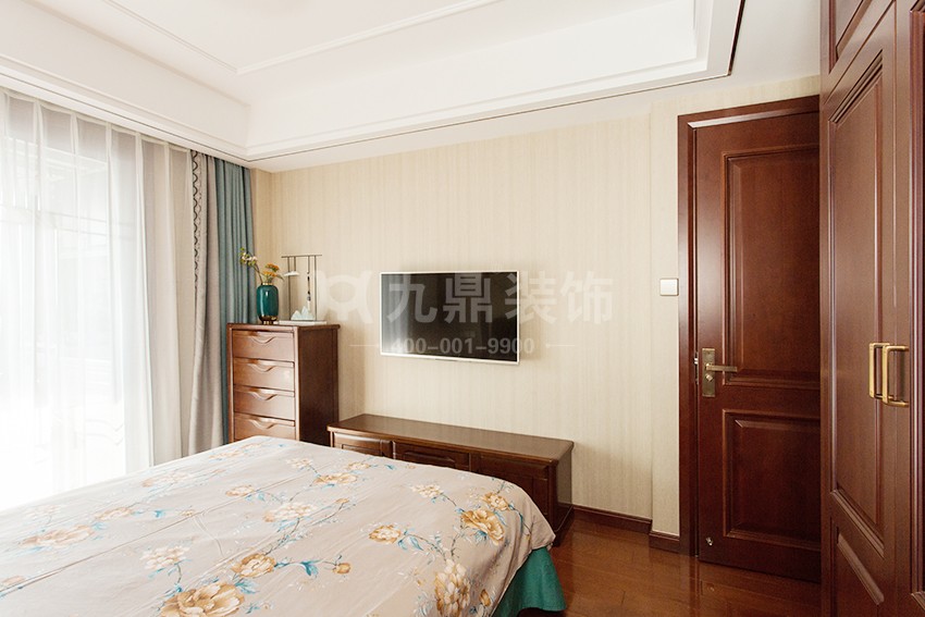 主臥裝修實景圖