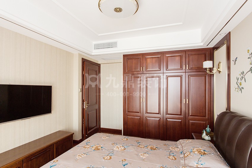 主臥裝修實景圖