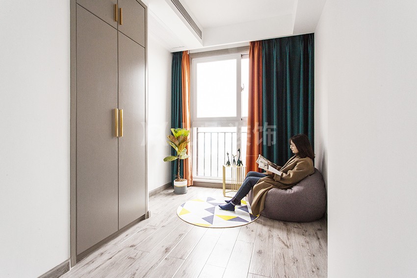 衣帽間裝修實景圖