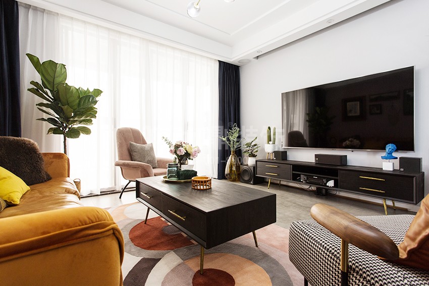 客廳裝修實景圖