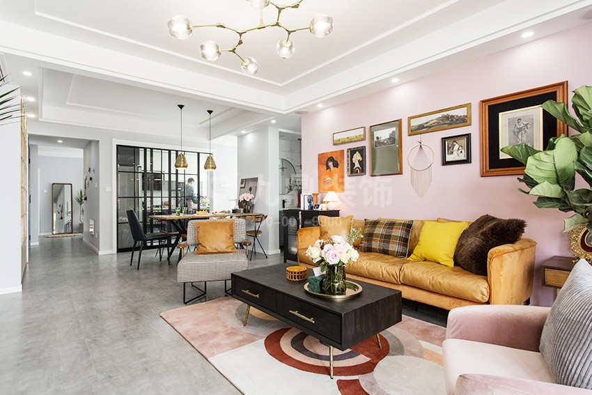 客廳裝修實景圖