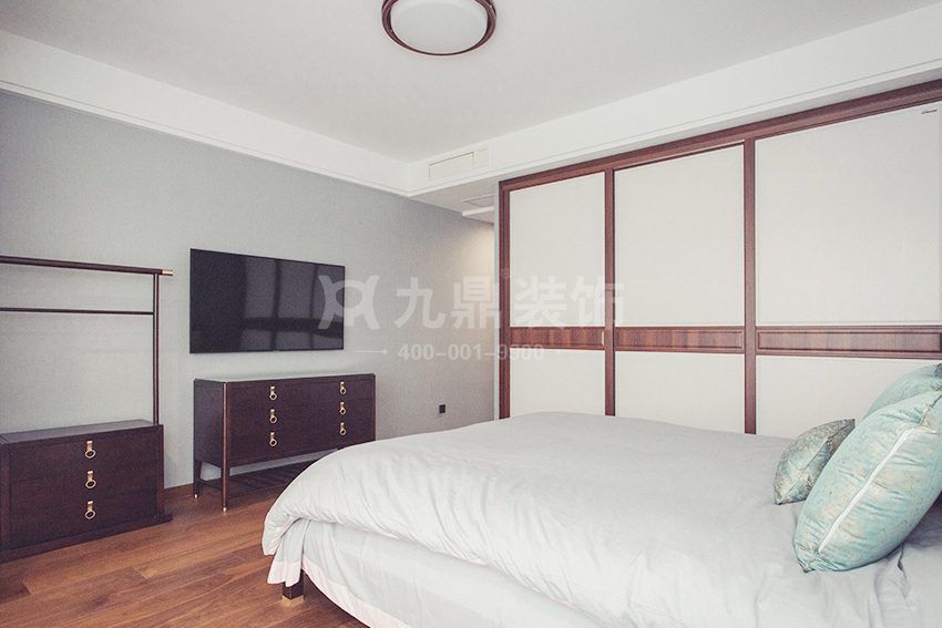 主臥裝修實景圖