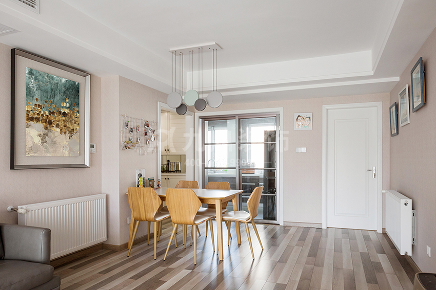 現(xiàn)代簡約風(fēng)格 現(xiàn)代簡約風(fēng)格