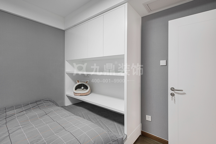 次臥裝修實景圖