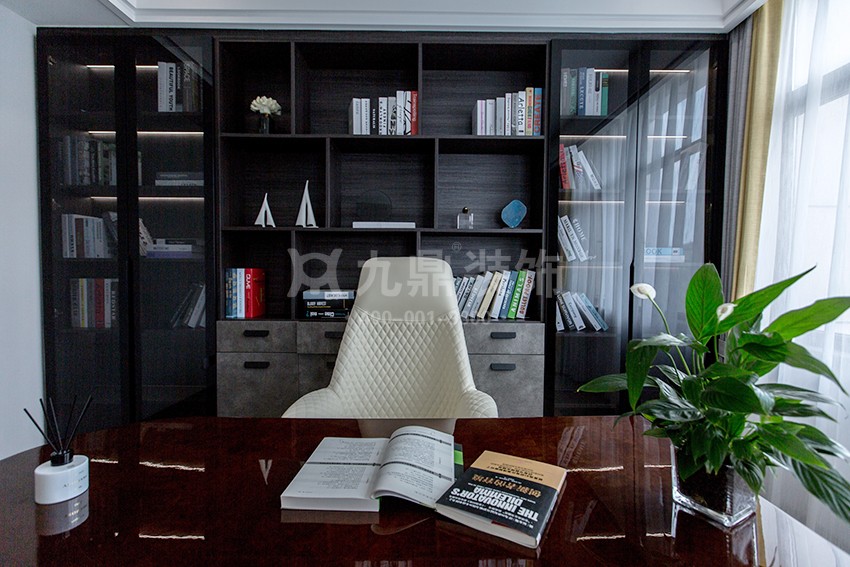別墅書房裝修圖