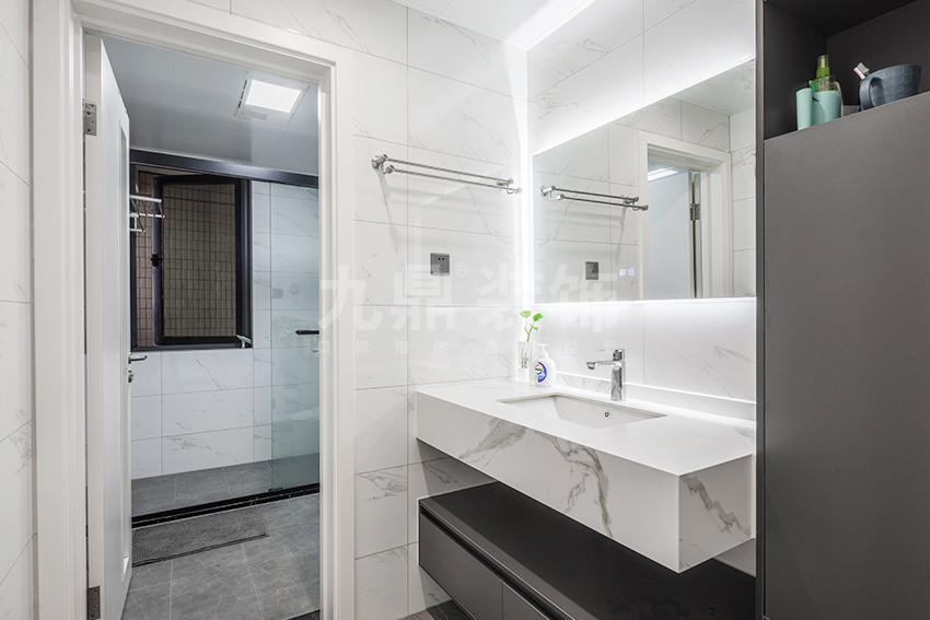 衛(wèi)生間裝修圖