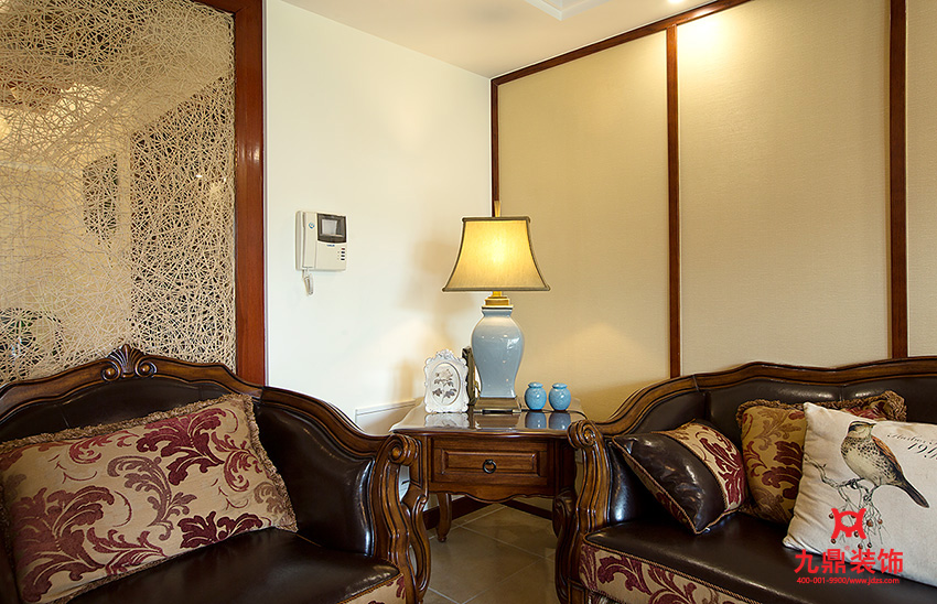 軟裝設(shè)計(jì)攻略：床應(yīng)該怎樣搭配呢？